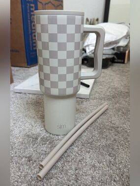 simple modern Checkered Trek 40oz